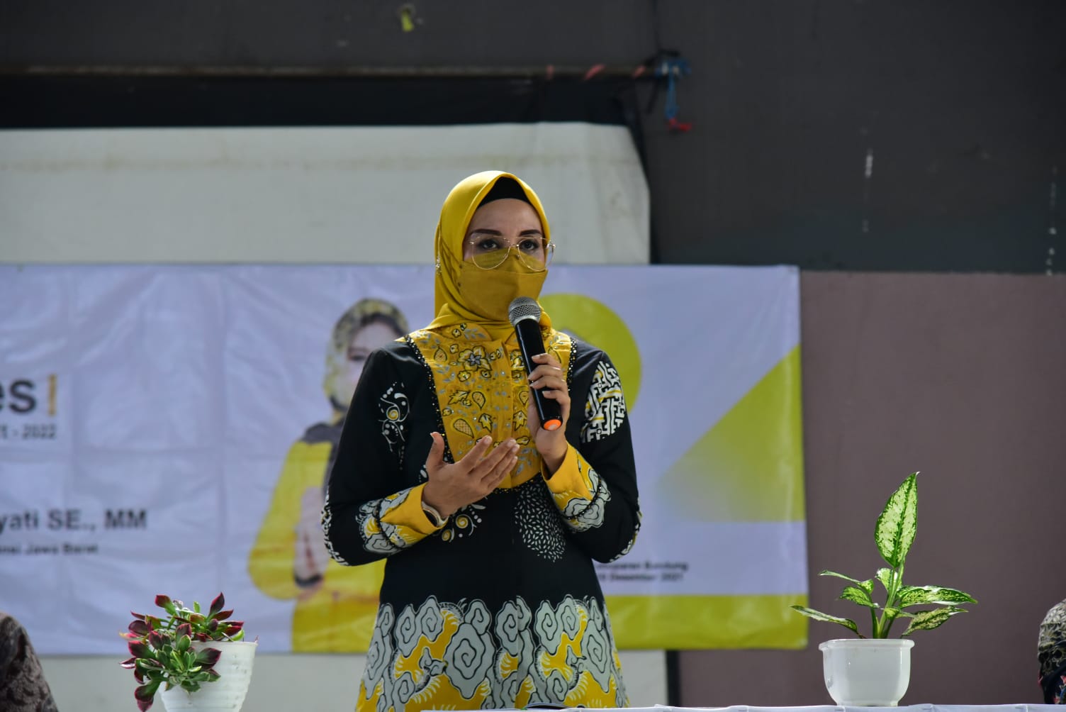 Cucu Sugyati Jaring Aspirasi Tenaga Kerja PKH Kabupaten Bandung