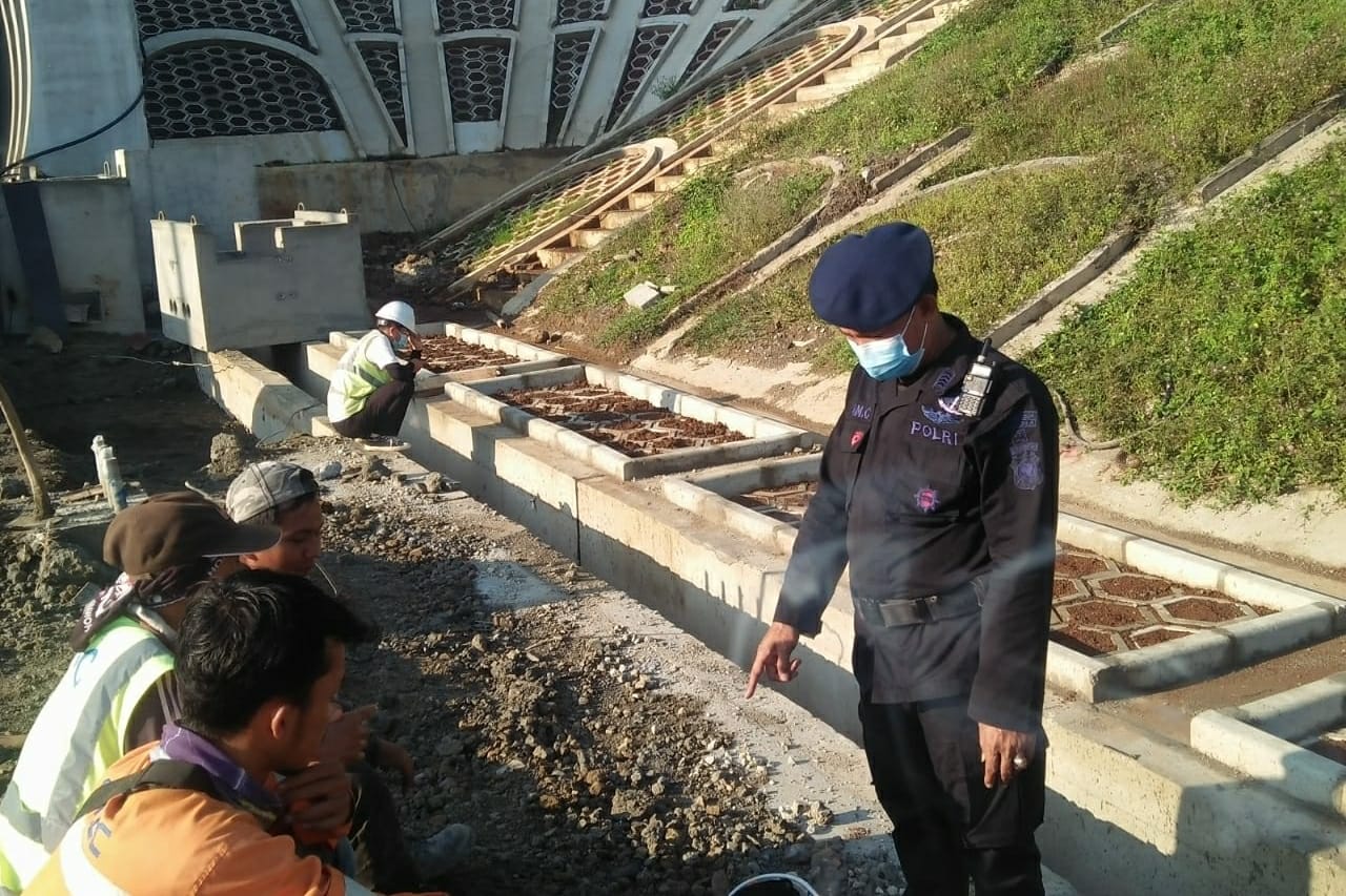 Brimob Jabar Imbau Karyawan KCIC Agar Menerapkan Protokol Kesehatan