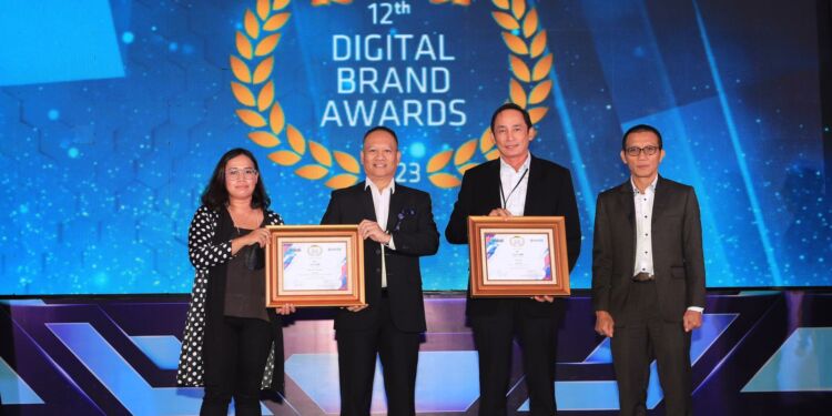bank bjb Berhasil Raih 8 Penghargaan Dalam Ajang 12th Infobank Digital Brand Recognition 2023