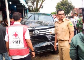 Mobil Dinas Rombongan Bupati Kuningan Seruduk Motor, Ada Korban Jiwa
