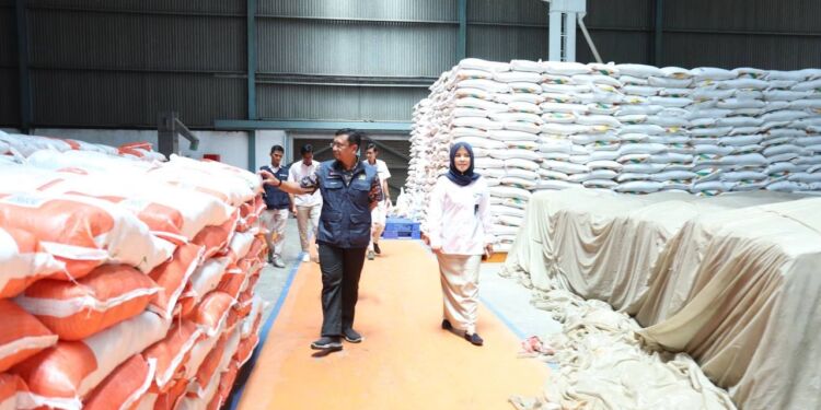 Stok Sembako Terkendali, Tedy Rusmawan Imbau Warga untuk Tidak Panic Buying