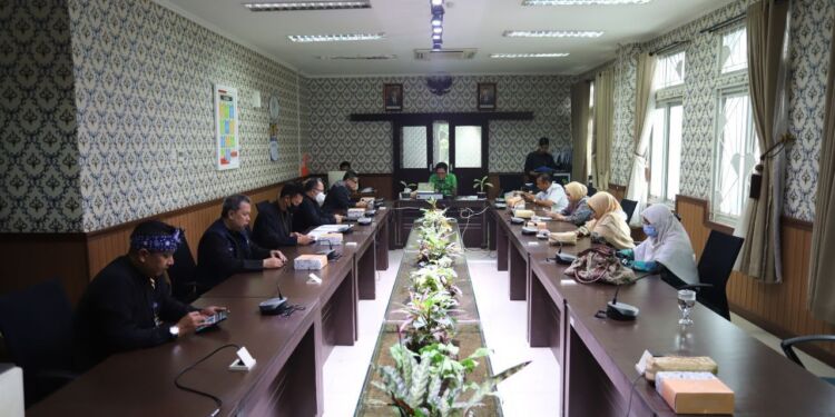 Bapemperda Sepakati Pencabutan Raperda LKK