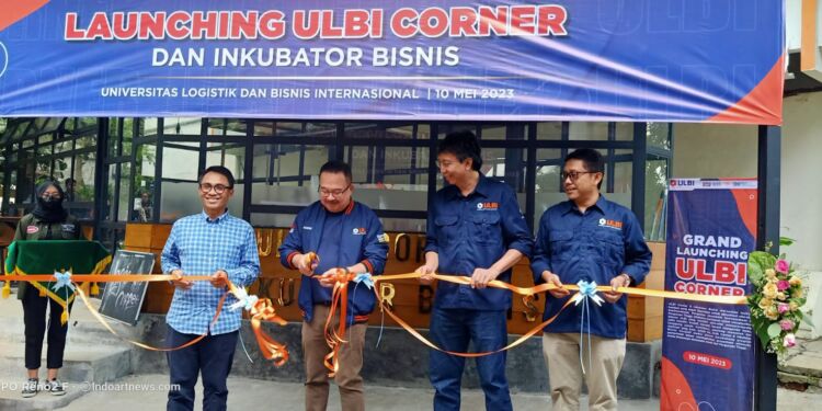 Bersama Dirut, Komisaris Utama PT Pos Indonesia Hadiri Rangkaian Acara Dies Natalis ke-1 ULBI