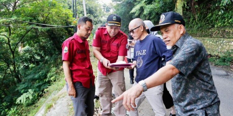 Komisi IV DPRD Jawa Barat Tinjau Pelebaran Jalan Provinsi di Kabupaten Bandung Barat