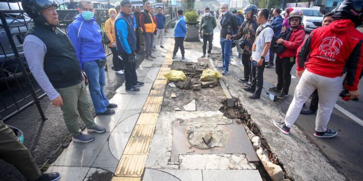 Pemkot Bandung Targetkan Ducting Ruas Jalan Riau – Banda Tuntas Mei Ini