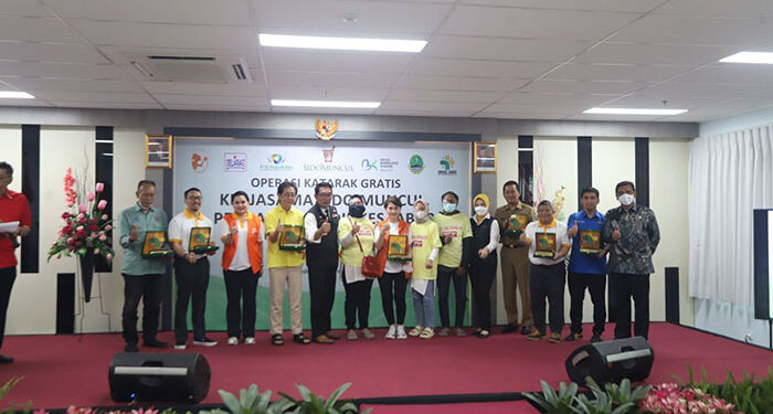 Ketua DPRD Hadiri Operasi Katarak Gratis di RSUD Bandung Kiwari