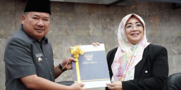 Bupati Garut Hadiri Rapat Paripurna Dalam Rangka Pembahasan LPP APBD Tahun Anggaran 2022