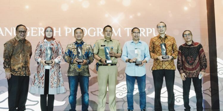 Majukan Jawa Barat, bank bjb Raih Penghargaan Detik Jabar Awards 2023