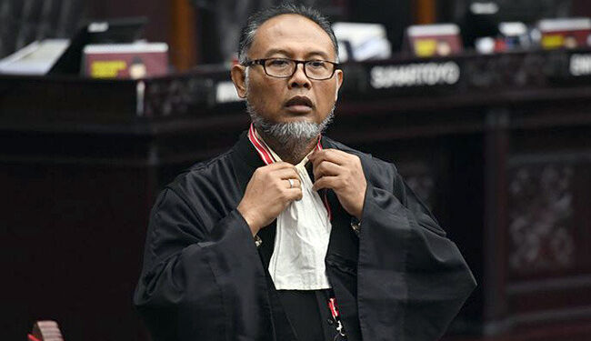 Bambang Widjojanto Usulkan Firli Bahuri Beserta Koleganya Mundur dari KPK