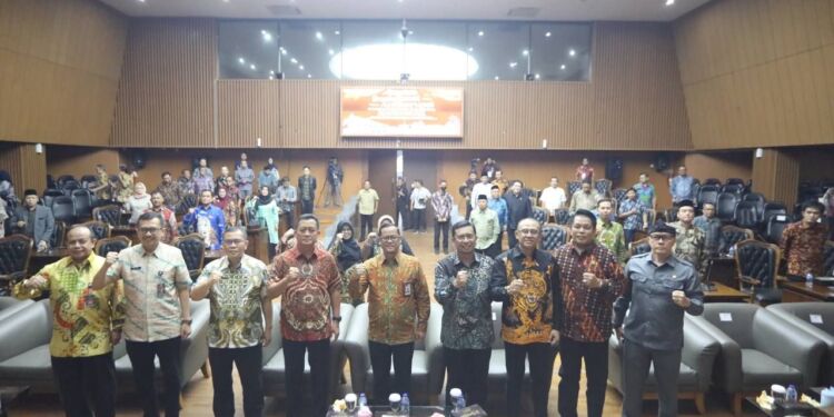 DPRD Gelar Sosialisasi Antikorupsi di Lingkup Pemerintahan Kota Bandung Bersama KPK