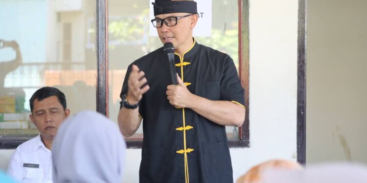 Edwin Senjaya: LPM Jadi Garda Terdepan dalam Berkarya