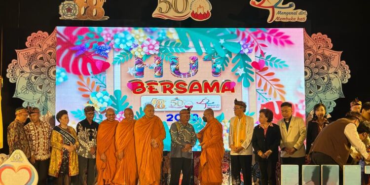 Pemkot Apresiasi Umat Buddha Kota Bandung Junjung Tinggi Toleransi Antar Umat Beragama