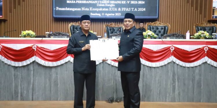 DPRD-Pemkot Bandung Sepakati KUA-PPAS APBD 2024