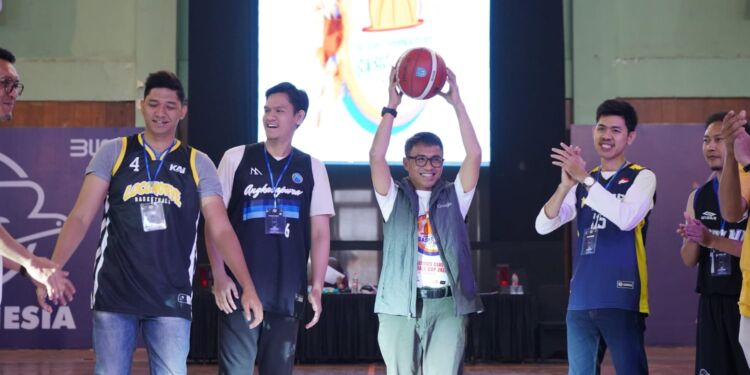 PT Pos Indonesia Kembali Gelar BUMN Logistics Cluster Basketball Cup 2023