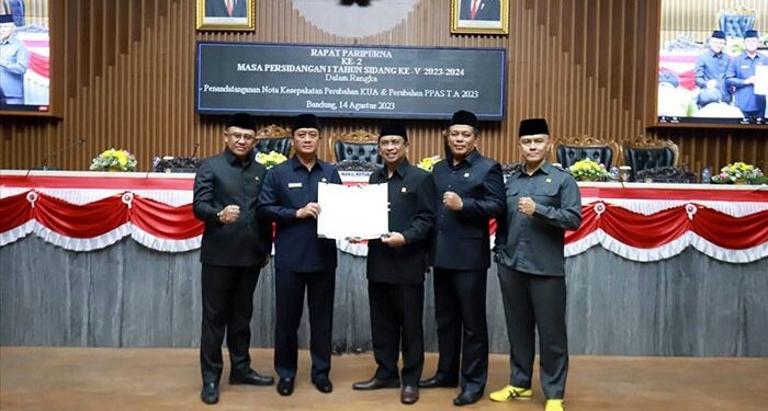 Rapat Paripurna Setujui Perubahan KUA-PPAS APBD Tahun Anggaran 2023