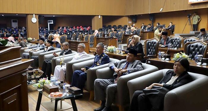 Sambut Peringatan HUT RI, DPRD dan Forkopimda Menyimak Pidato Kenegaraan