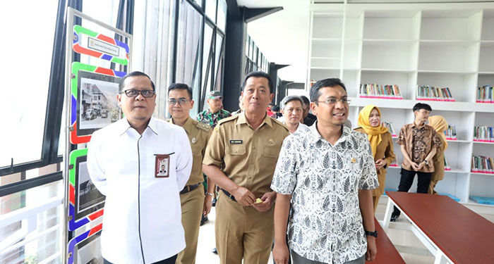 Tedy Rusmawan Berharap Microlibrary Alun-Alun Tingkatkan Minat Baca