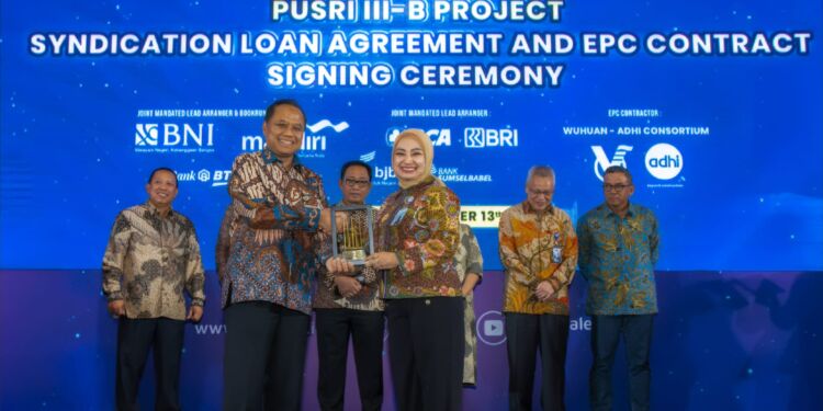 Komitmen Perbankan Dorong Perekonomian, bank bjb Tandatangani Kredit Sindikasi untuk Pembangunan Pabrik Pusri III B