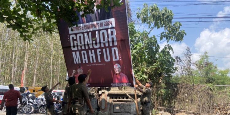 Baliho Ganjar-Mahfud di Bali Dicopot Saat Kunjungan Jokowi, PDIP: Jangan Ganggu Kandang Banteng