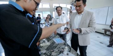 Job Fair SMKN 4 Bandung, Kadisdik Jabar: Lulusan SMK Disalurkan dengan Baik