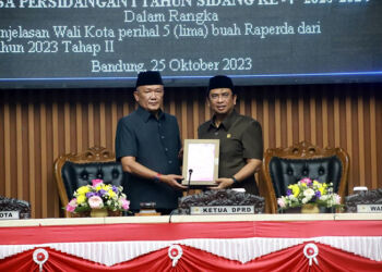 Fraksi-Fraksi DPRD Kaji Materi 5 Bakal Raperda Baru