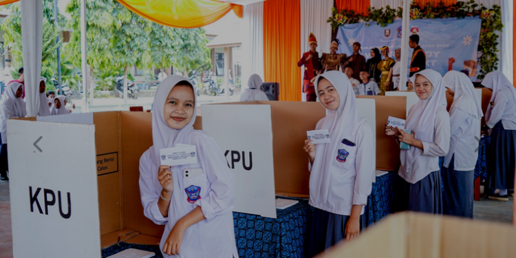 SMAN 2 Majalaya Simulasikan Pemilu Melalui Pilketos