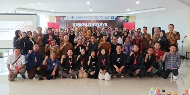 CCEP Indonesia Inisiasi Program UMKM DIGDAYA Menuju UMKM Unggulan Kabupaten Sumedang Naik Kelas