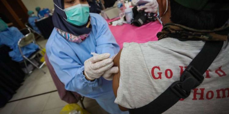 Dinas Kesehatan Kota Bandung akan Vaksin Nakes Antisipasi Peningkatan COVID-19