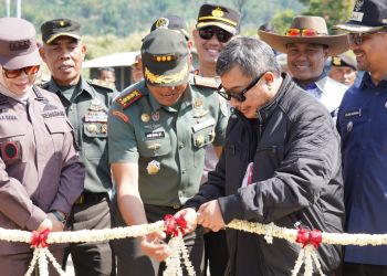 Peresmian Jalan Letjen Ibrahim Adjie Jadi Momen Bersejarah Bagi Rudy-Helmi