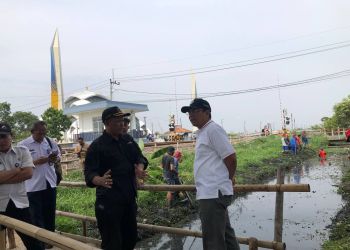 Tedy Rusmawan Ajak Warga Bersiap Sambut Musim Penghujan dengan Kerja Bakti