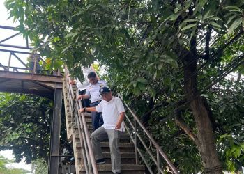 Tinjau JPO Soekarno-Hatta, Tedy Rusmawan Minta Pemkot Tingkatkan Keamanan Fasilitas Penyeberangan