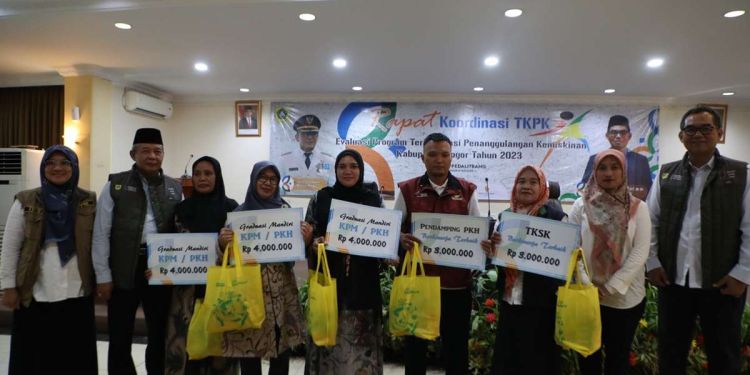 Wujudkan Pengananan Kemiskinan Terintegrasi, Pemdakab Bogor Percepat Penurunan Kemiskinan