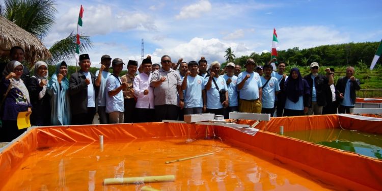 Ponpes Assalam Jadi Role Model Budidaya Sidat, Bupati: Realisasi One Pesantren, One Product