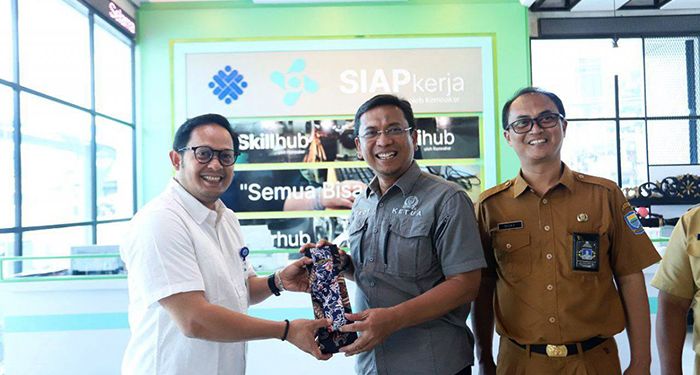 Tedy Rusmawan Dorong MoU Antara Disnaker dan BP3MI Jabar Terkait Peluang Kerja di Luar Negeri