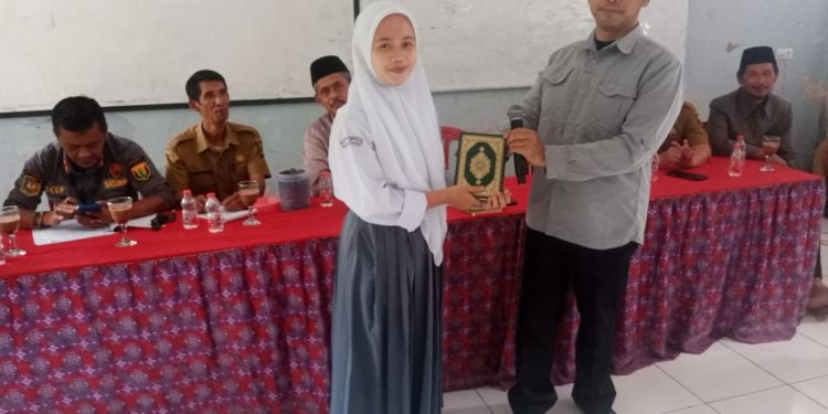 Forkopimcam Kecamatan Simpenan Melaksanakan Giat Pembinaan Pelajar