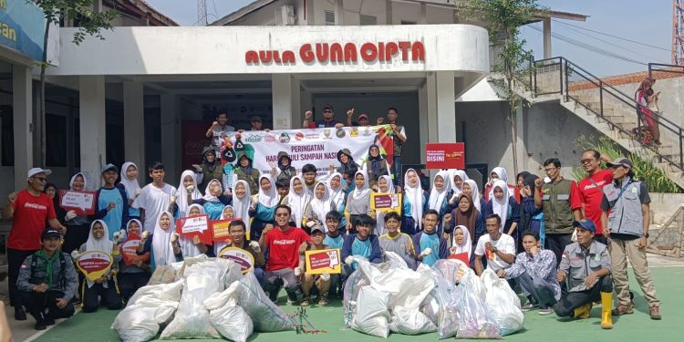 HPSN 2024: CCEP Indonesia Bersama Komunitas Binaan Dukung Zero Waste Zero Emission 2050