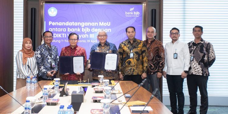 Perluas Kerjasama Strategis Demi Tingkatkan Kinerja, bank bjb Lakukan MoU dengan LLDIKTI III