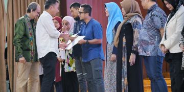 1.000 Produk UMKM Jabar Dapat Sertifikat Halal Kementerian KUKM