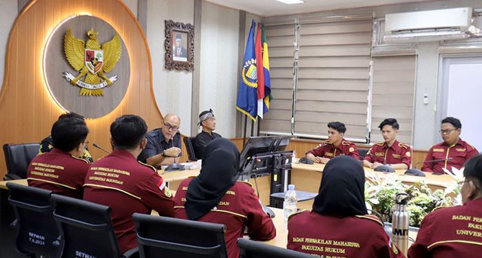 Terima Audiensi BPM Universitas Pasundan Bandung, Edwin Senjaya Paparkan Fungsi Pengawasan Dewan