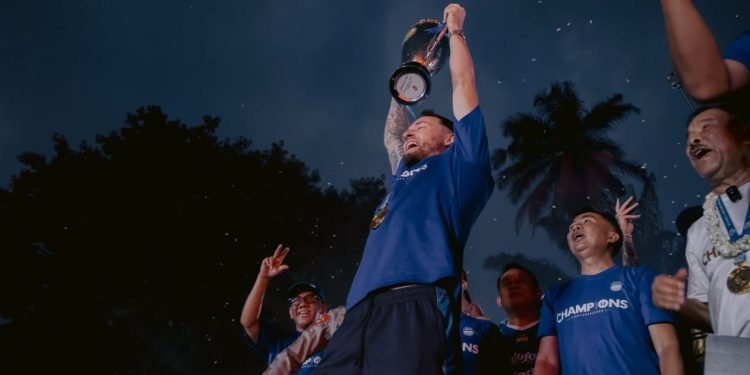 Pawai Kemenangan Persib, Kota Bandung Lautan Biru!