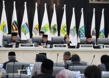 DPRD Jabar Gelar Rapat Paripurna Jawaban Gubernur atas Pandangan Umum Fraksi-Fraksi terhadap Ranperda P2APBD TA 2023