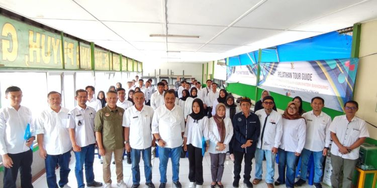 Kunjungan Wisatawan ke Kabupaten Bandung Capai Jutaan Jiwa, Pemkab Bandung Siapkan Tenaga Lokal Desa Wisata Tour Guide