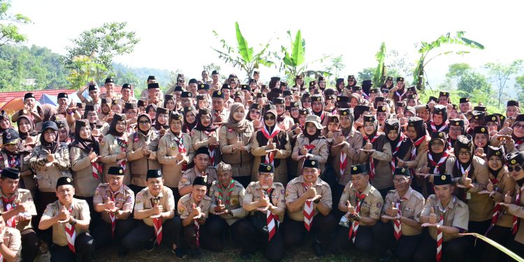 Melalui Gerakan Pramuka, Emma Dety: Mencetak Generasi Muda yang Berkarakter, Tangguh, dan Berakhlak Mulia