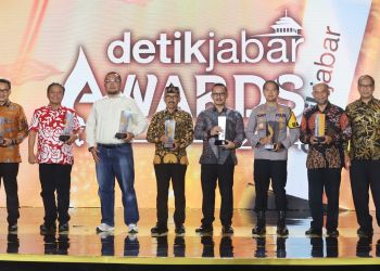 Program Besti Hantarkan Bupati Bandung Raih Anugerah Inovasi Pembangunan Terpuji