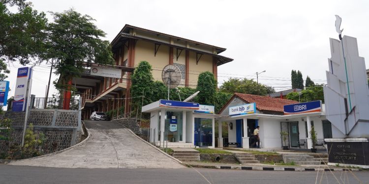 Gandeng Bank BRI, Universitas Galuh Beri Kemudahan Pembayaran Biaya Kuliah Pada Mahasiswanya
