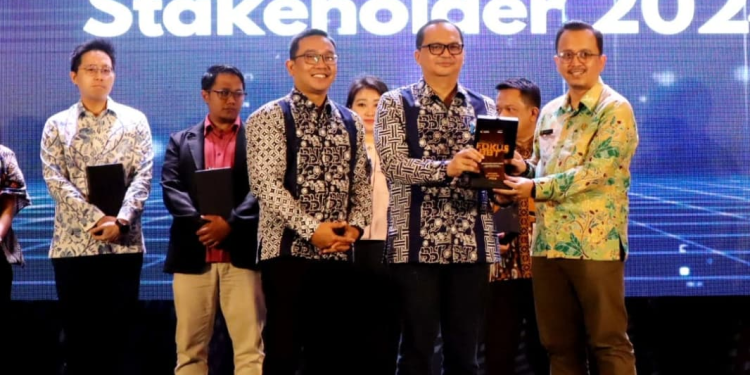 Raih Penghargaan FOKUS BBT, Pemkab Bandung Tingkatkan Daya Saing IKM melalui Pemenuhan Standarisasi dan Sertifikasi