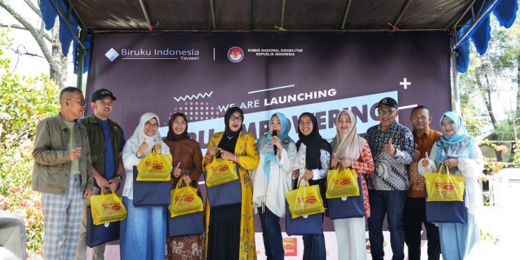 Agung Firmansyah Sumantri Hadiri Undangan Yayasan Biruku Indonesia Pada Acara We Are Launching ‘Biru Empowering Center’