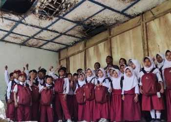 EIGER Adventure Hadir untuk MI Cangkuang, Bangkitkan Semangat Belajar di Sekolah Terpencil