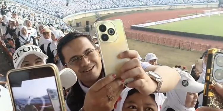 Sahrul Gunawan Diburu Peserta Kader PKK se-Kabupaten Bandung