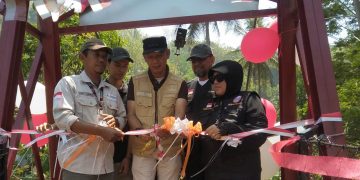 Camat Simpenan Resmikan Jembatan Cikanara